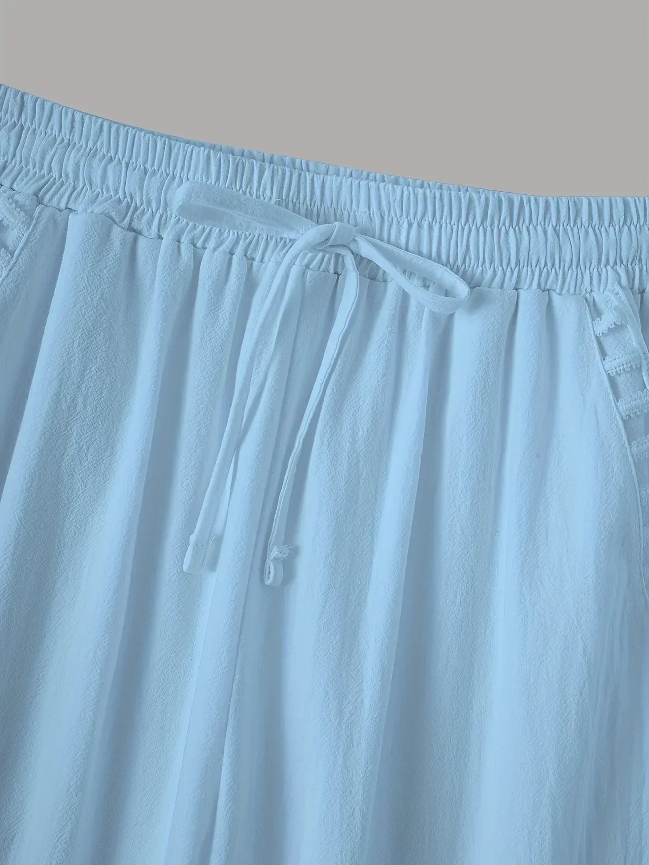 Vilma™ - Contrast Trim Cropped Pants