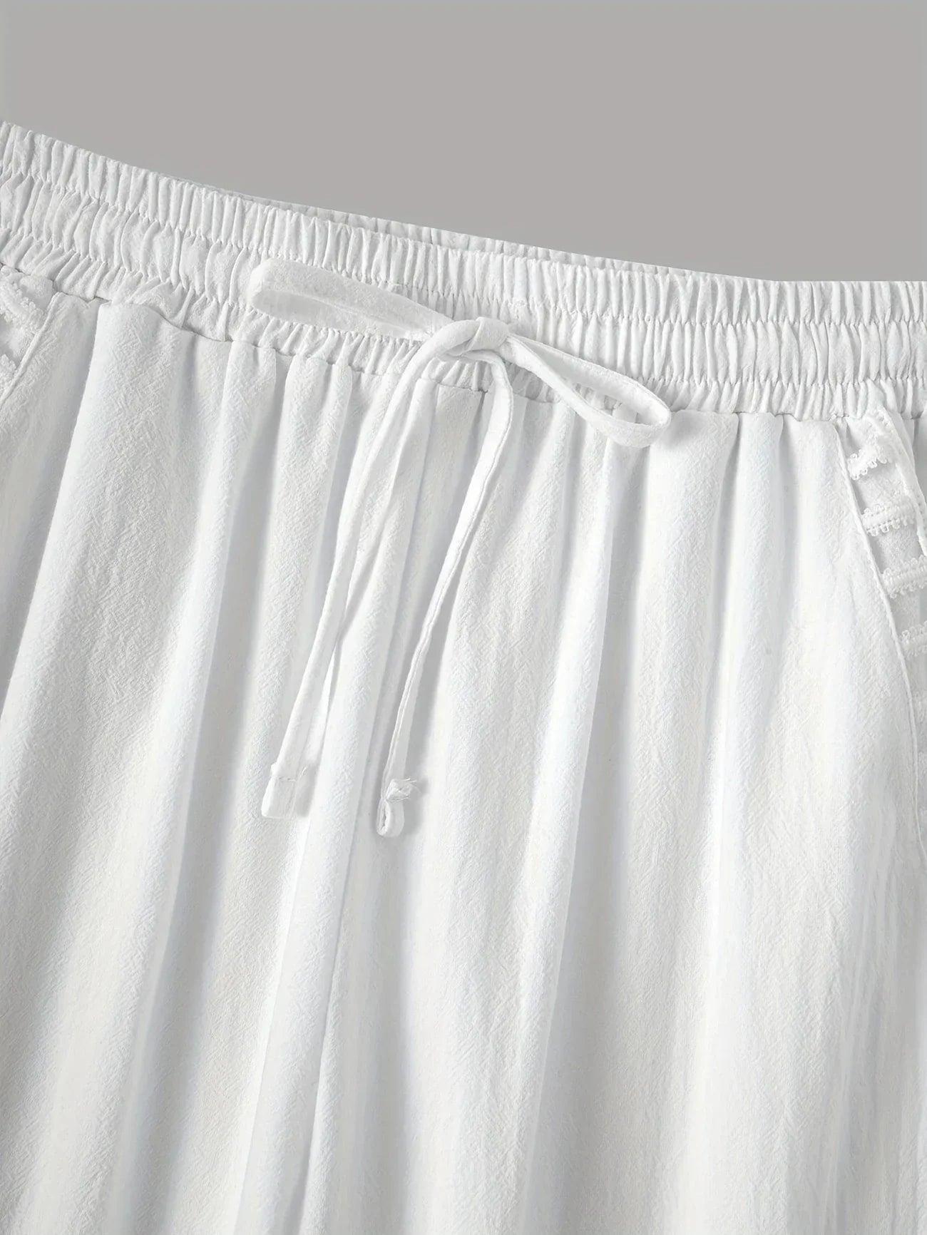 Vilma™ - Contrast Trim Cropped Pants