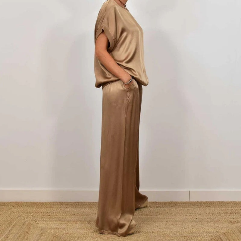Vienna™ - Two Piece Set