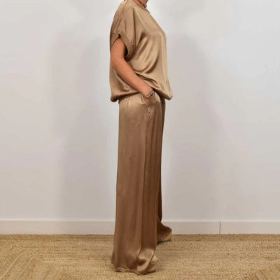 Vienna™ - Two Piece Set