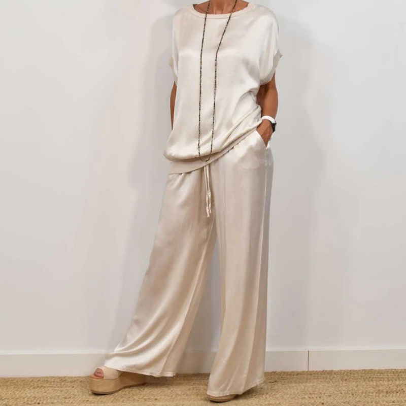 Vienna™ - Two Piece Set